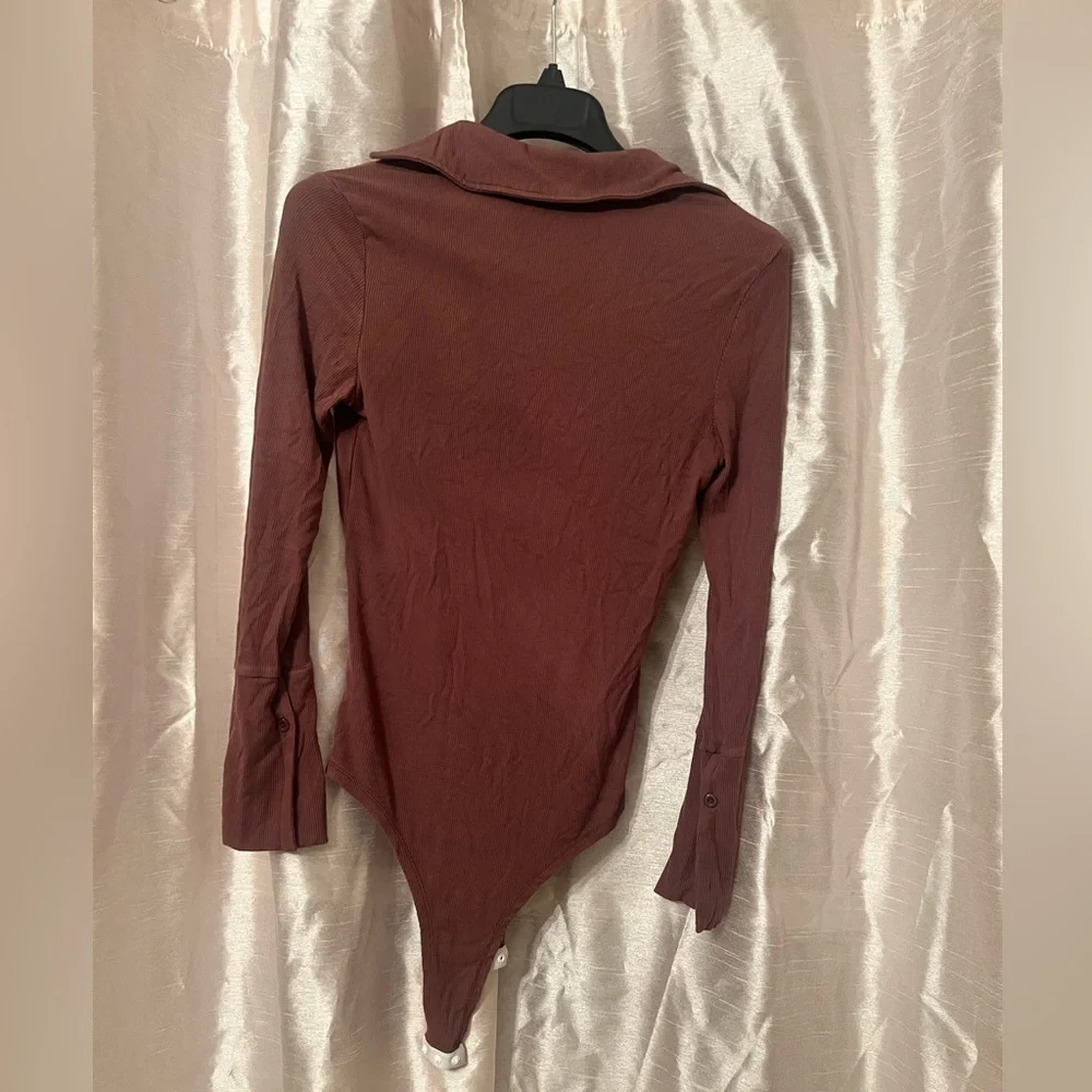 Open Collared Bodysuits - Picture 4 of 4